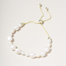 Load image into Gallery viewer, Moon Tide Pearl Bracelet